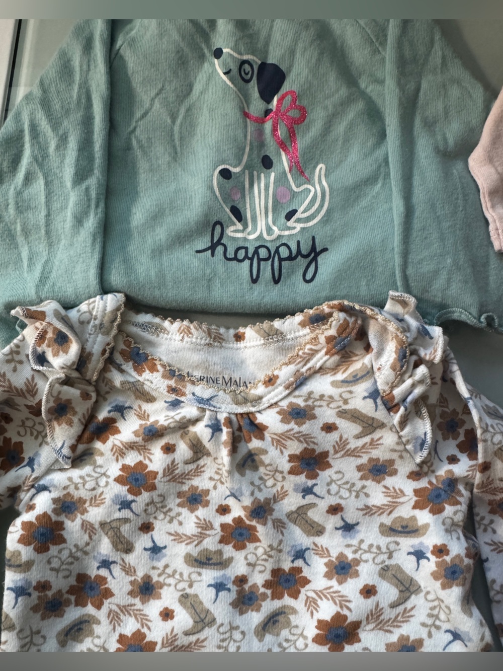 Lot Of 12 Long Sleeve Onesies - Picture 4 of 9